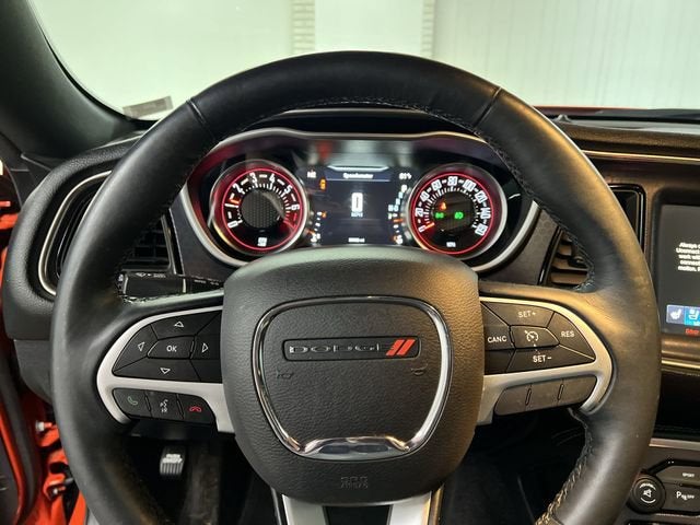 2016 Dodge Challenger SXT Plus