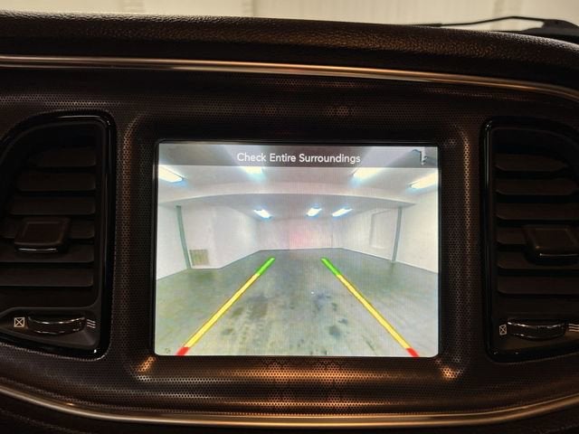 2016 Dodge Challenger SXT Plus