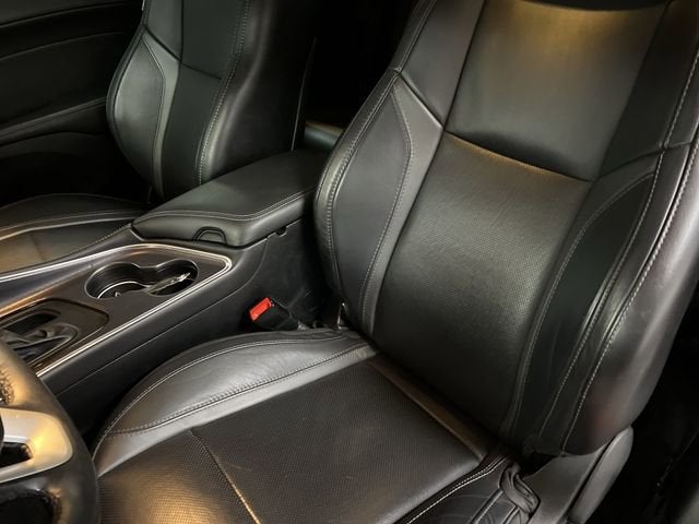 2016 Dodge Challenger SXT Plus