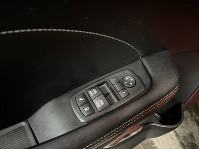 2016 Dodge Challenger SXT Plus