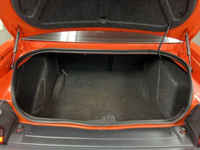 2016 Dodge Challenger SXT Plus