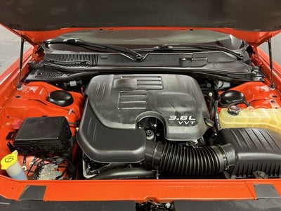2016 Dodge Challenger SXT Plus