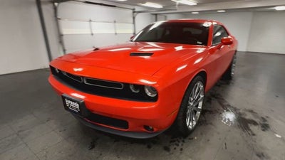 2016 Dodge Challenger SXT Plus