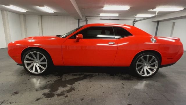 2016 Dodge Challenger SXT Plus