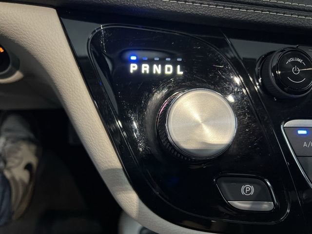 2023 Chrysler Pacifica Touring L AWD