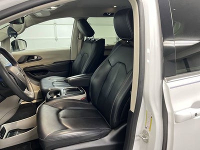 2023 Chrysler Pacifica Touring L AWD