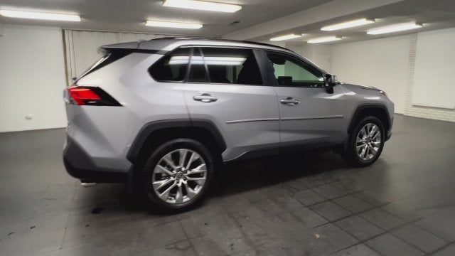 2025 Toyota RAV4 XLE Premium - Photo 9