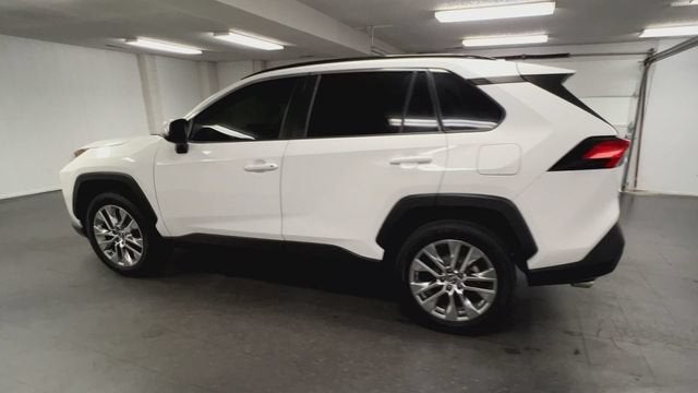 2020 Toyota RAV4 XLE Premium