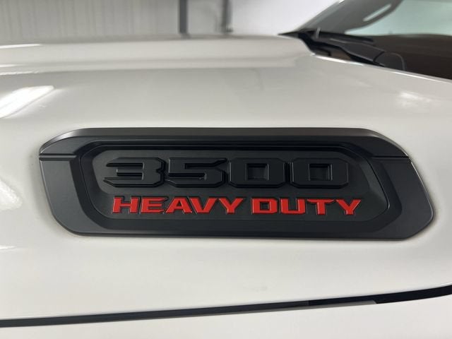 2026 RAM 3500 Tradesman Crew Cab 4x4 6'4" Box