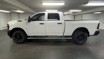 2026 RAM 3500 Tradesman Crew Cab 4x4 6'4" Box