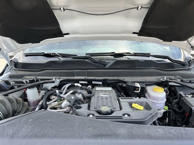 2025 RAM 3500 Laramie Crew Cab 4x4 8' Box