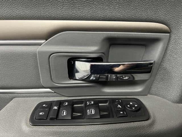 2018 RAM 2500 Big Horn Crew Cab 4x4 6'4" Box