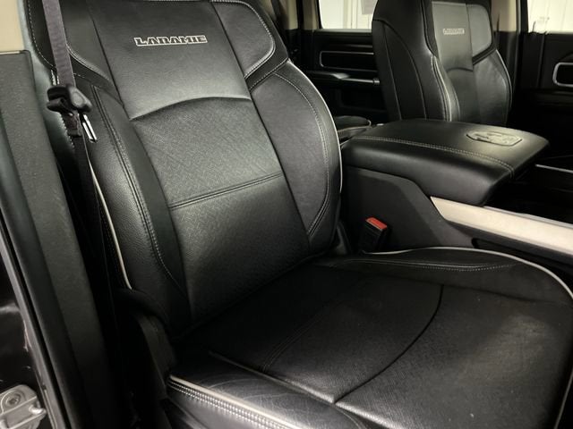 2022 RAM 2500 Laramie Crew Cab 4x4 6'4" Box