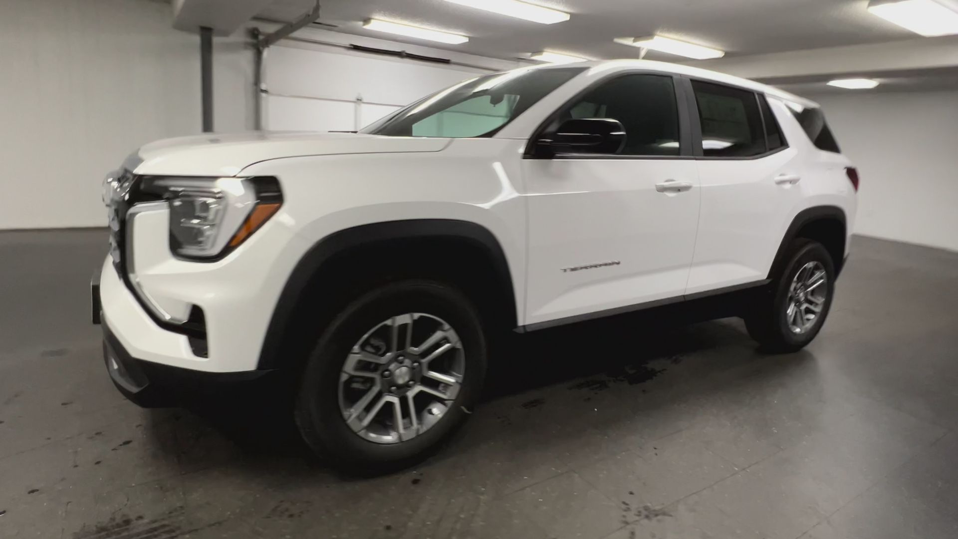 2027 GMC Terrain FWD Elevation