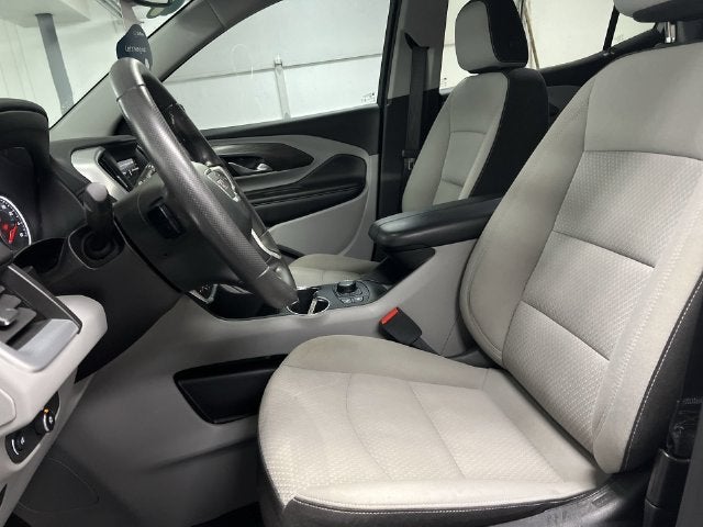 2023 GMC Terrain SLE - Photo 18