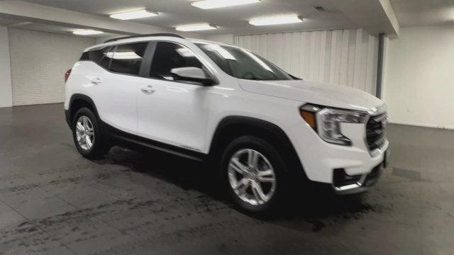 2023 GMC Terrain SLE - Photo 2