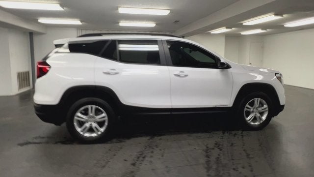 2023 GMC Terrain SLE - Photo 9