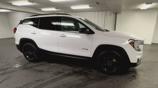 2023 GMC Terrain AT4