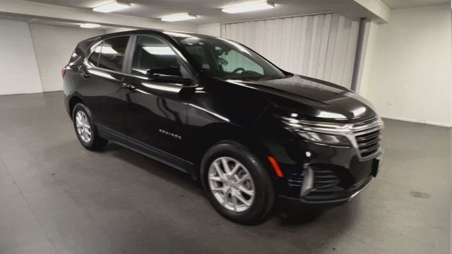 2024 Chevrolet Equinox LT - Photo 2