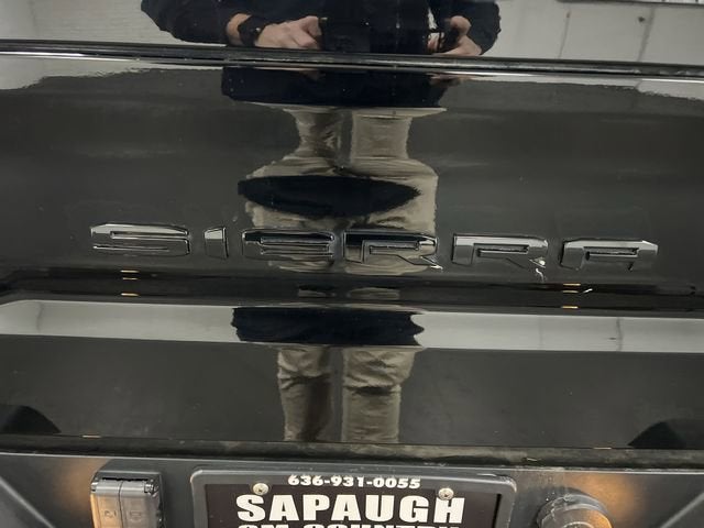 2022 GMC Sierra 1500 AT4