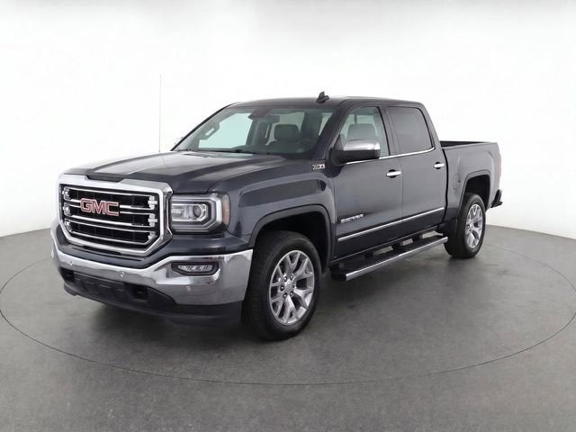 2018 GMC Sierra 4WD Crew Cab Short Box SLT's photo