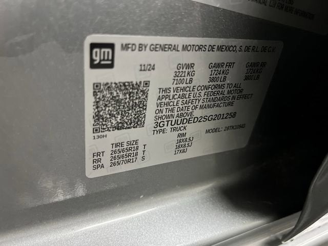 2025 GMC Sierra 1500 SLT