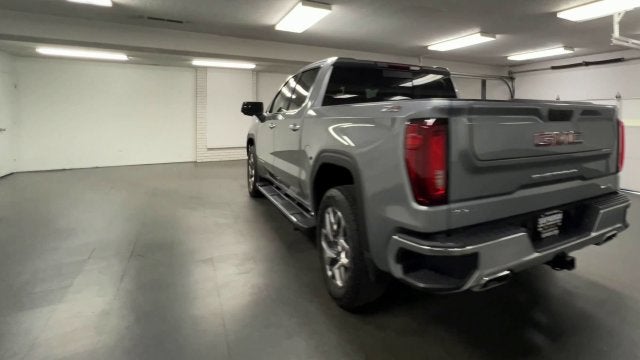2023 GMC Sierra 1500 SLT - Photo 7