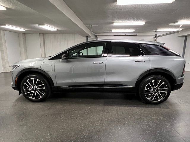 2025 Cadillac OPTIQ Sport 2