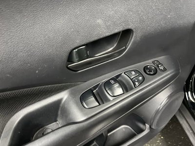 2024 Nissan Kicks S Xtronic CVT