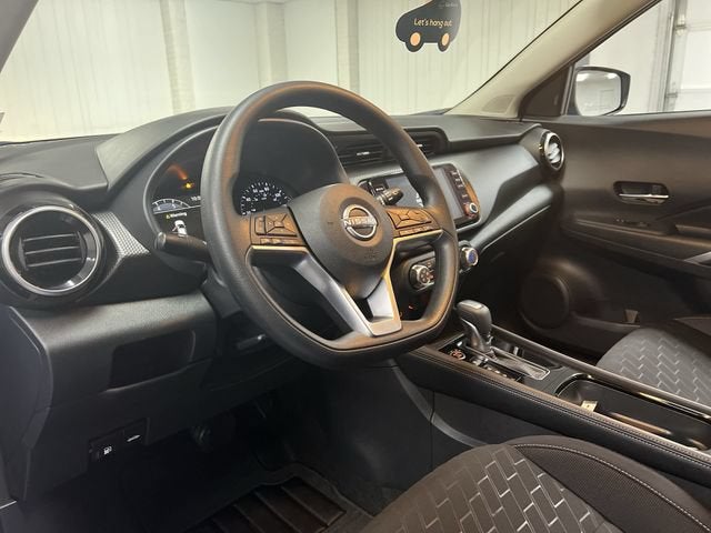 2024 Nissan Kicks SV Xtronic CVT