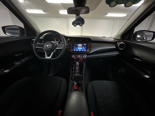 2023 Nissan Kicks SV Xtronic CVT