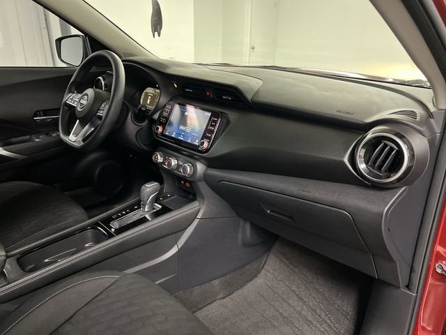 2023 Nissan Kicks SV Xtronic CVT