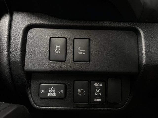 2022 Toyota Tacoma 4WD SR