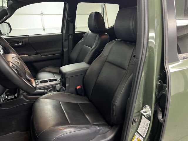 2022 Toyota Tacoma 4WD SR