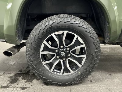 2022 Toyota Tacoma 4WD SR