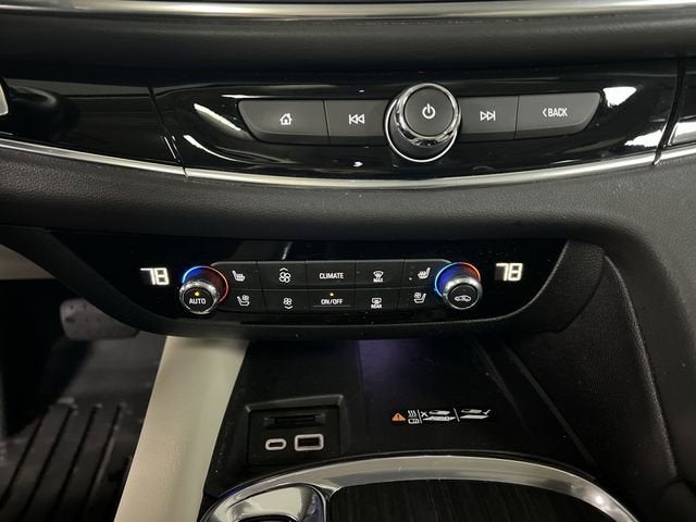 2022 Buick Enclave Avenir