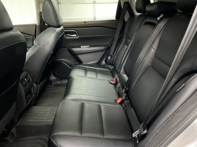 2021 Nissan Rogue SV FWD