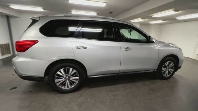 2020 Nissan Pathfinder SL