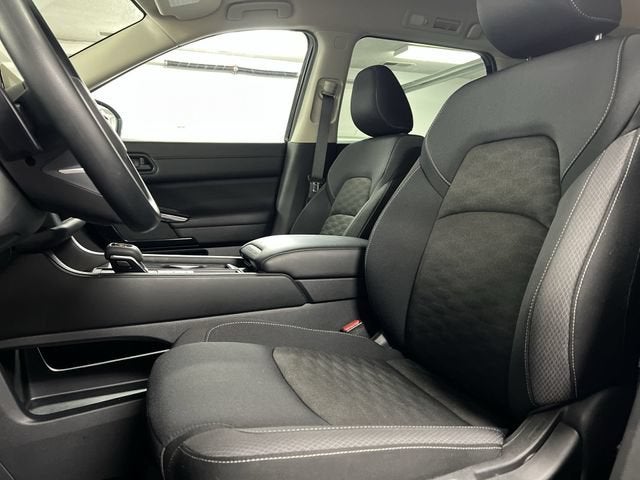 2024 Nissan Pathfinder S FWD
