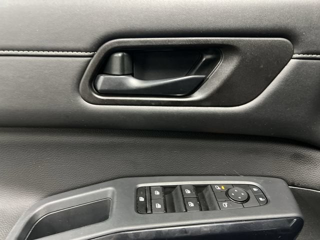 2024 Nissan Pathfinder S FWD