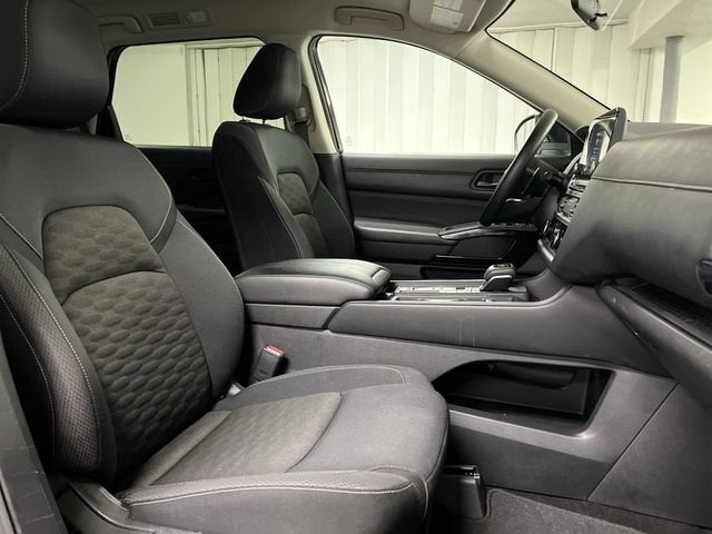 2024 Nissan Pathfinder S - Photo 27