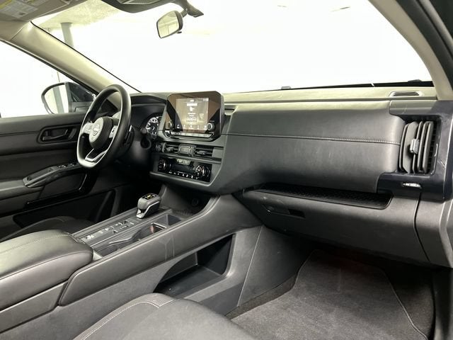 2024 Nissan Pathfinder S - Photo 28