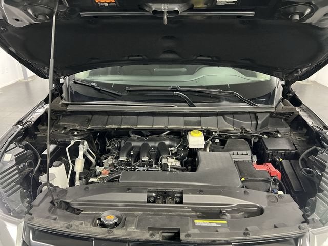 2024 Nissan Pathfinder S FWD