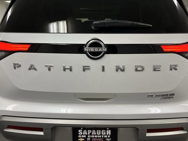 2025 Nissan Pathfinder Platinum 4WD
