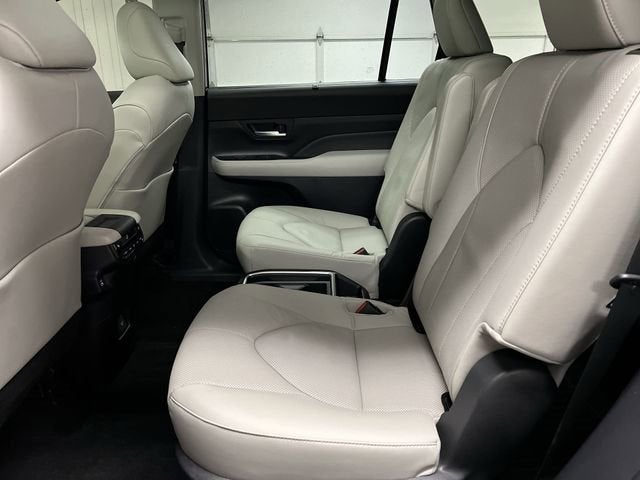 2025 Toyota Grand Highlander Limited