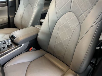 2024 Toyota Highlander Platinum