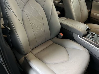 2024 Toyota Highlander Platinum