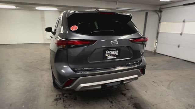 2024 Toyota Highlander Platinum