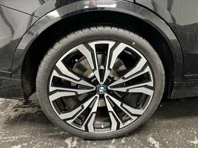 2024 BMW X7 M60i