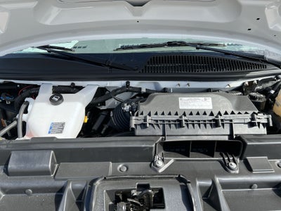 2025 GMC Savana Cutaway 3500 1WT